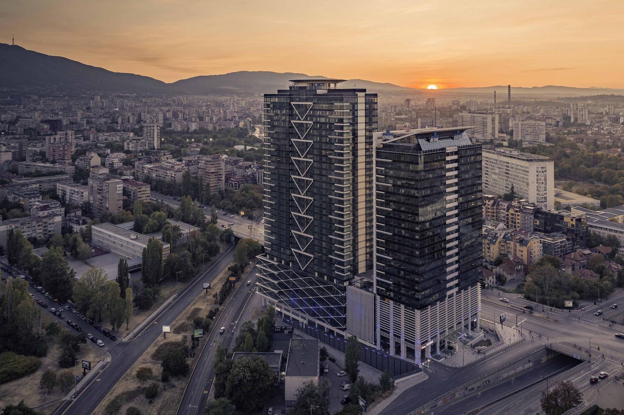 Grand Hotel Millennium Sofia Exterior photo The complex